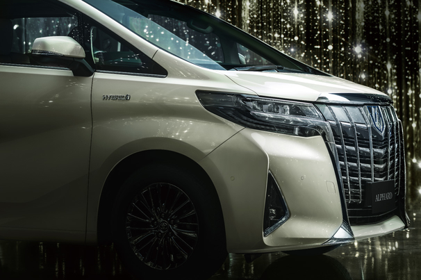 alphard_top_img02