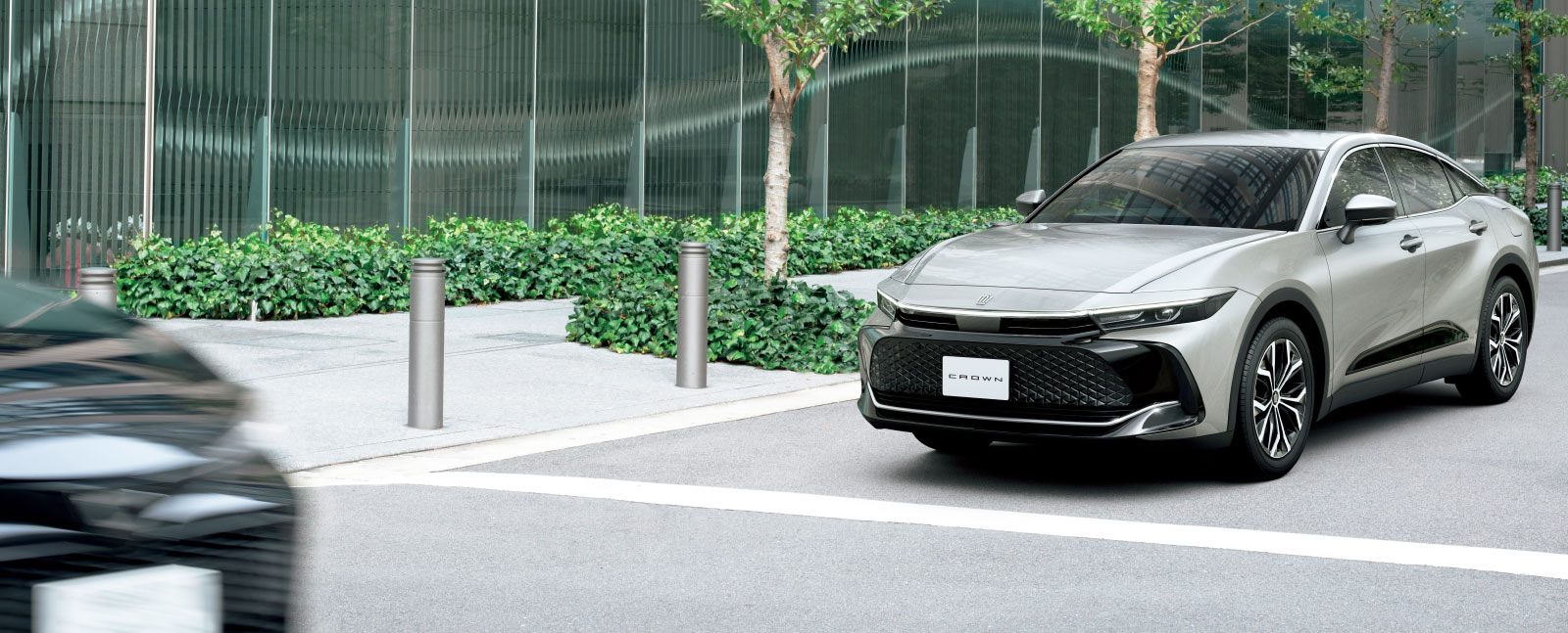 クラウン | 安全性能 | すべての人に移動の自由と楽しさを。鹿児島トヨタ